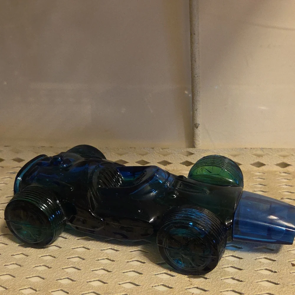 Vtg Avon SURE WINNER Blue Glass Racing Car Wild Country Aftershave Bottle FULL
